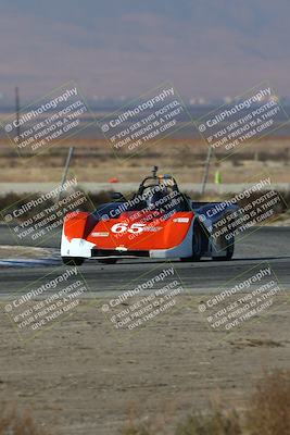 media/Nov-17-2024-CalClub SCCA (Sun) [[5252d9c58e]]/Group 5/Qual (Star Mazda Entrance)/